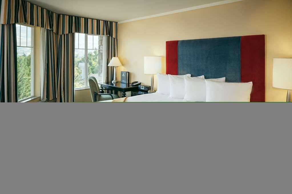 Plaza Inn & Suites At Ashland Creek ห้อง รูปภาพ