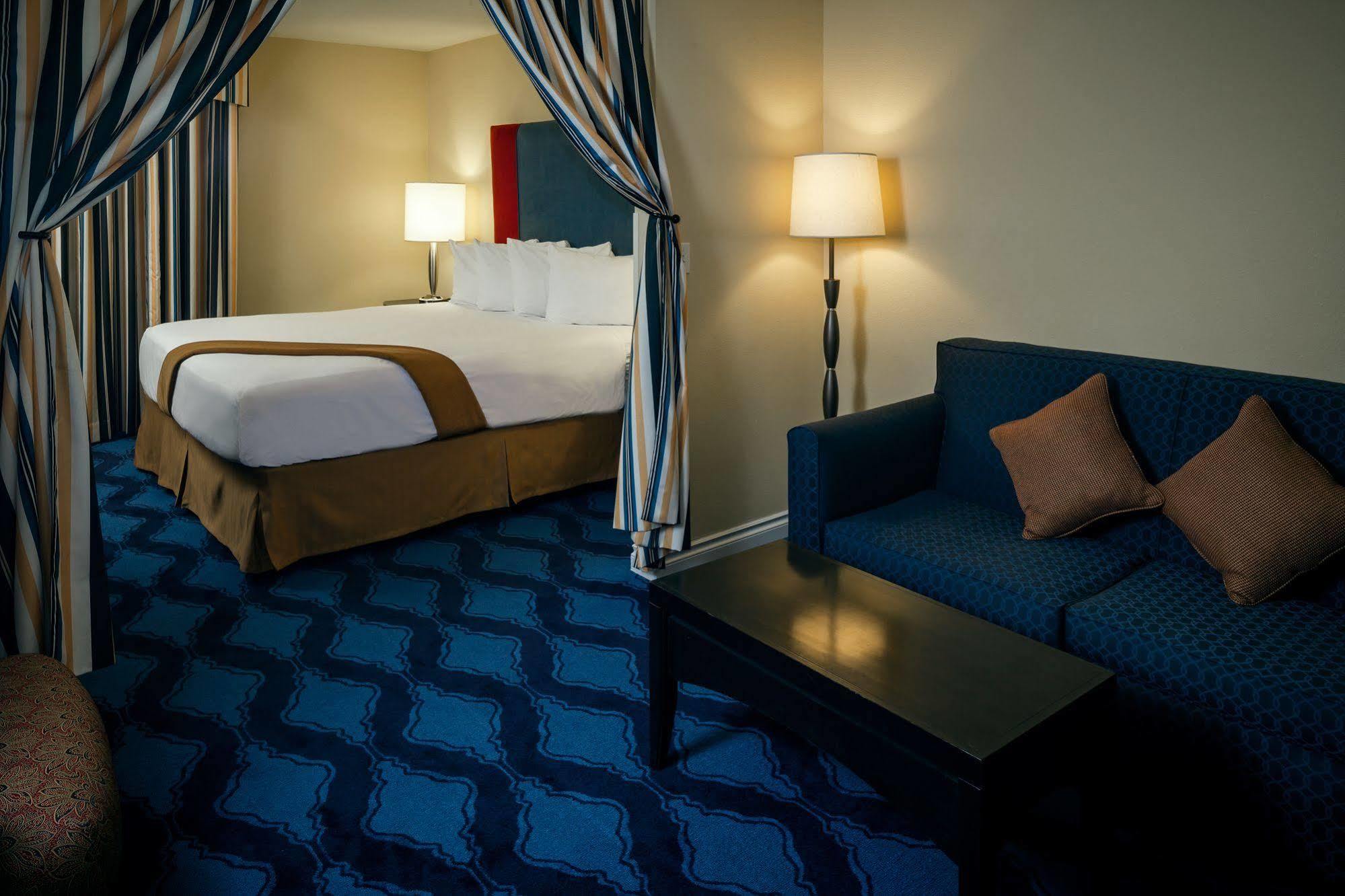 Plaza Inn & Suites At Ashland Creek ภายนอก รูปภาพ